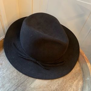 Anthropologie brown hat